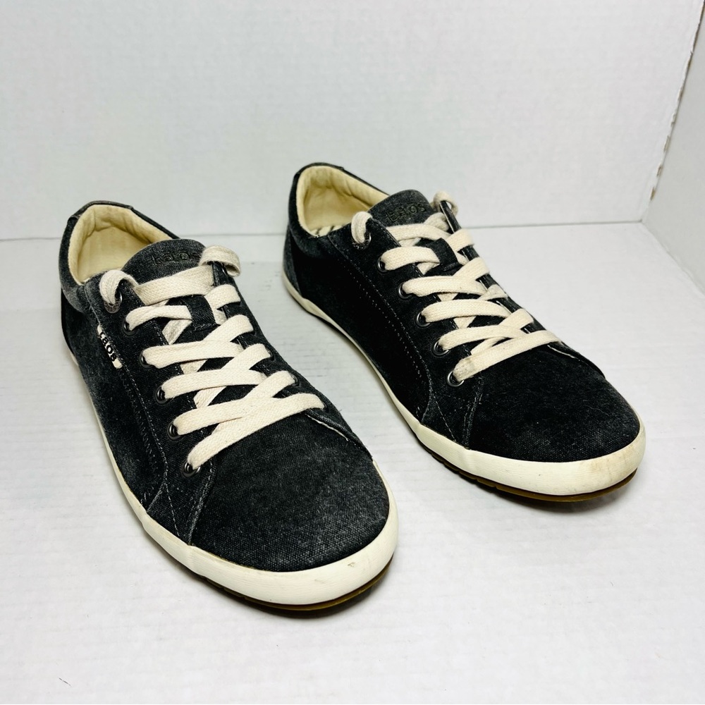 Taos Moc Star Gray Canvas Low Top Casual Sneaker Shoes US size 10